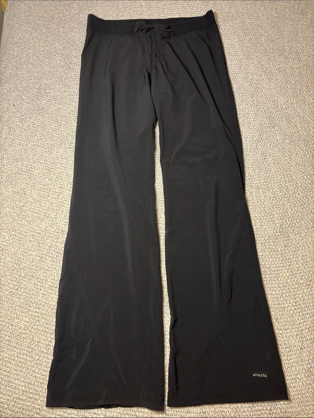 Athleta Trekkie Mid-rise Straight Leg Black Hiking Trail Pants size Small Tall